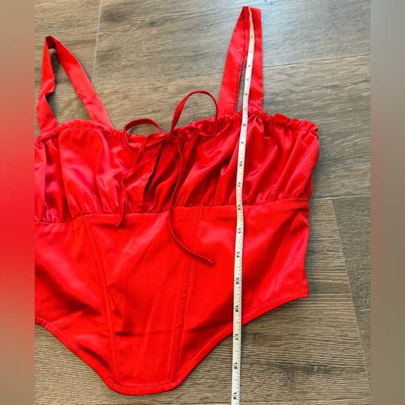 Windsor Sexy Sleek Tie-Front Cutout Satin Corset Bustier Crop Top Cherry Red - Picture 7 of 11